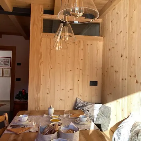 Bed & Breakfast Campitello 13 Di Caterina Costan *